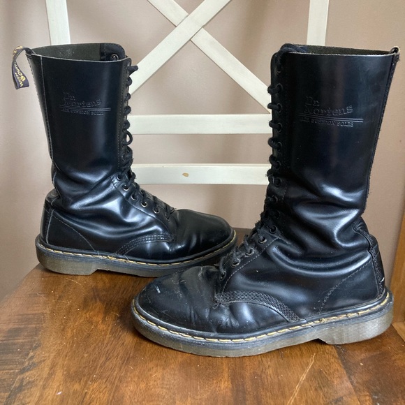 Vintage Original Doc Martens Boots 20 eyelet size 7.5 - Picture 3 of 11